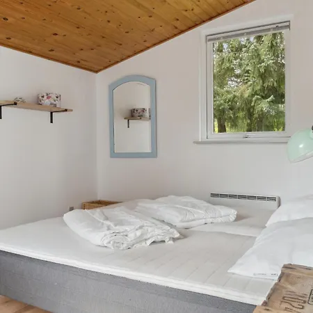Holiday home Awesome In With Wifi Glesborg